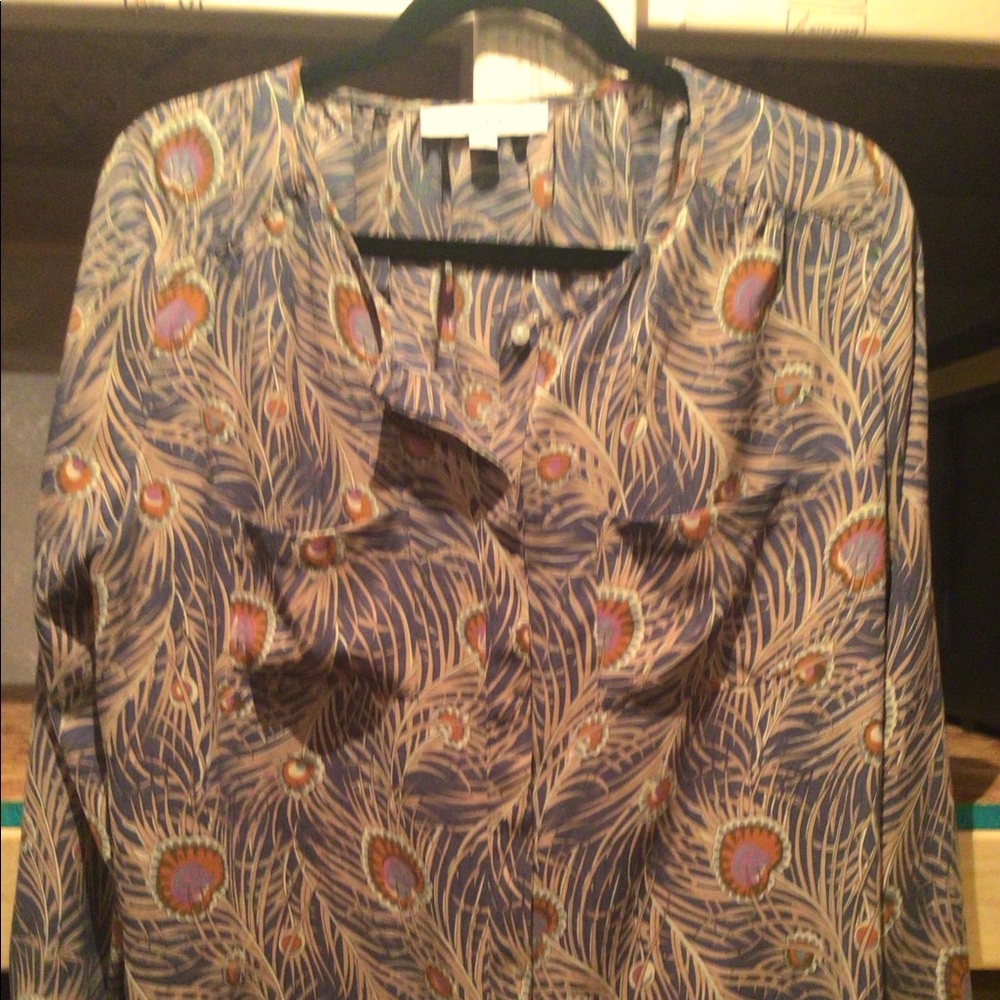 LOFT blouse feather print beautiful colors perfect condition!